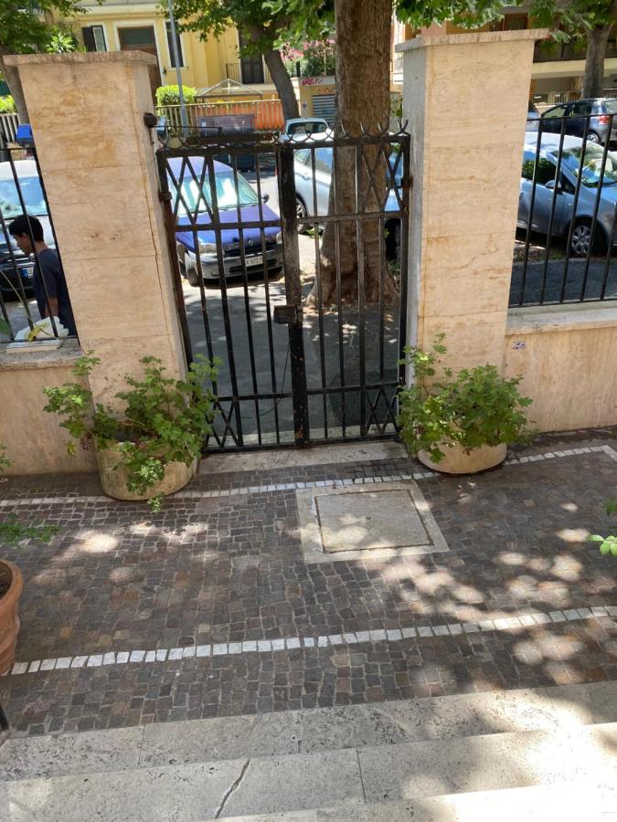 Edo Apartament Lido di Ostia Luaran gambar